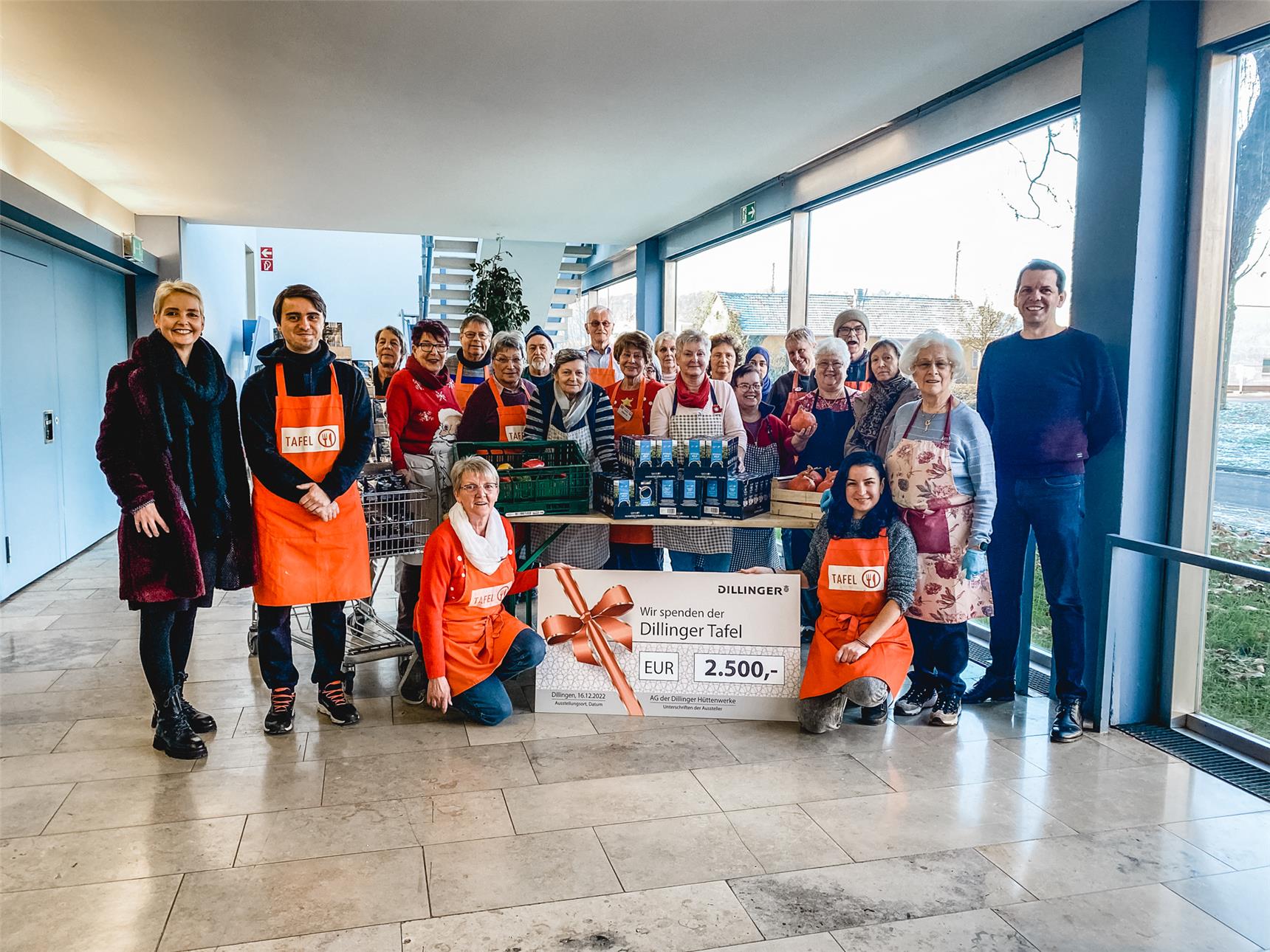 Dillinger spendet Tafel Dillingen zu Weihnachten