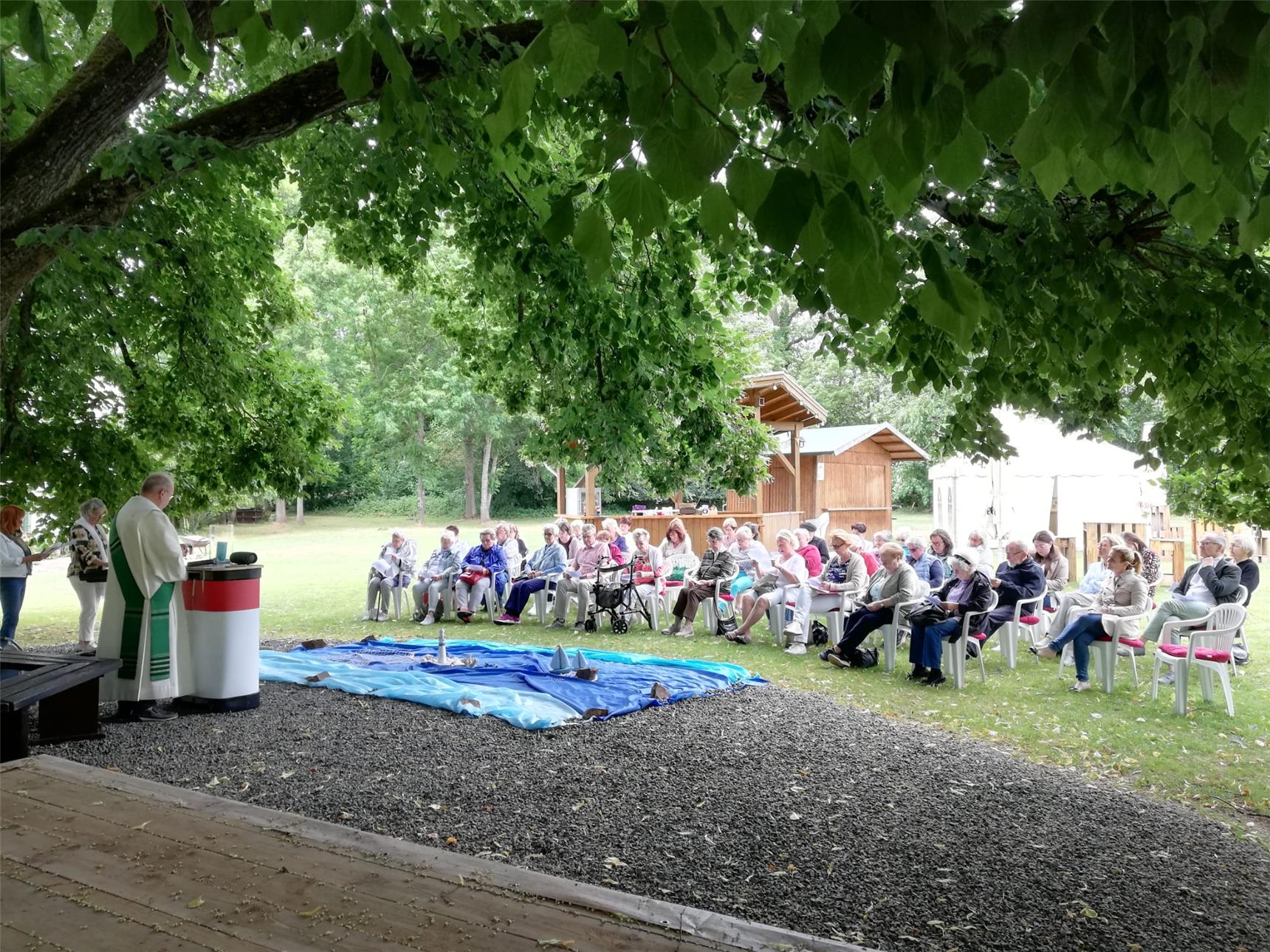 Freiluftgottesdienst Seniorenpatinnen